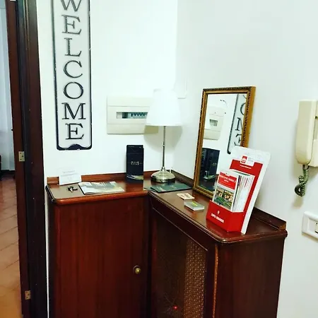 Victory House * Lido di Ostia